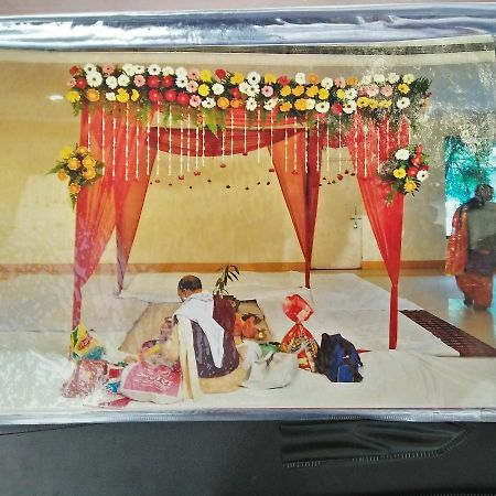 호텔 루드라 컨티넨탈 Rudrapur 외부 사진